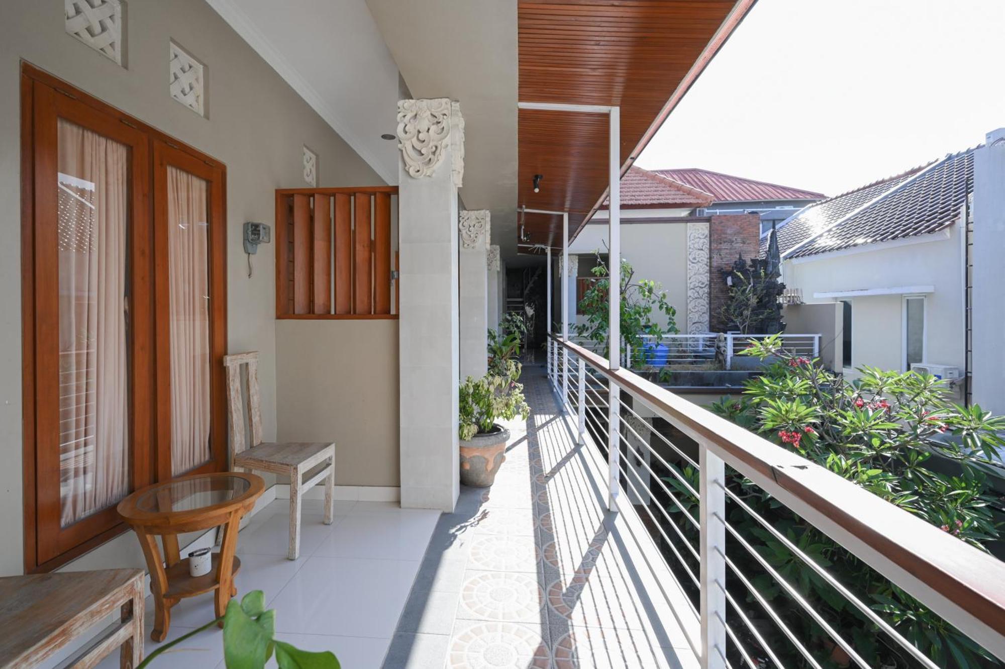 RedDoorz near Mertasari Beach 2 Pesanggaran Exterior foto