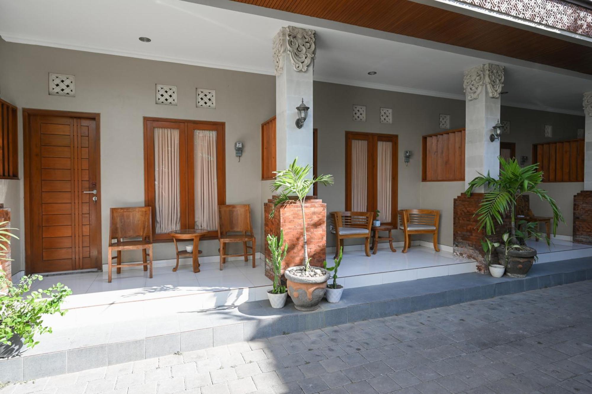 RedDoorz near Mertasari Beach 2 Pesanggaran Exterior foto