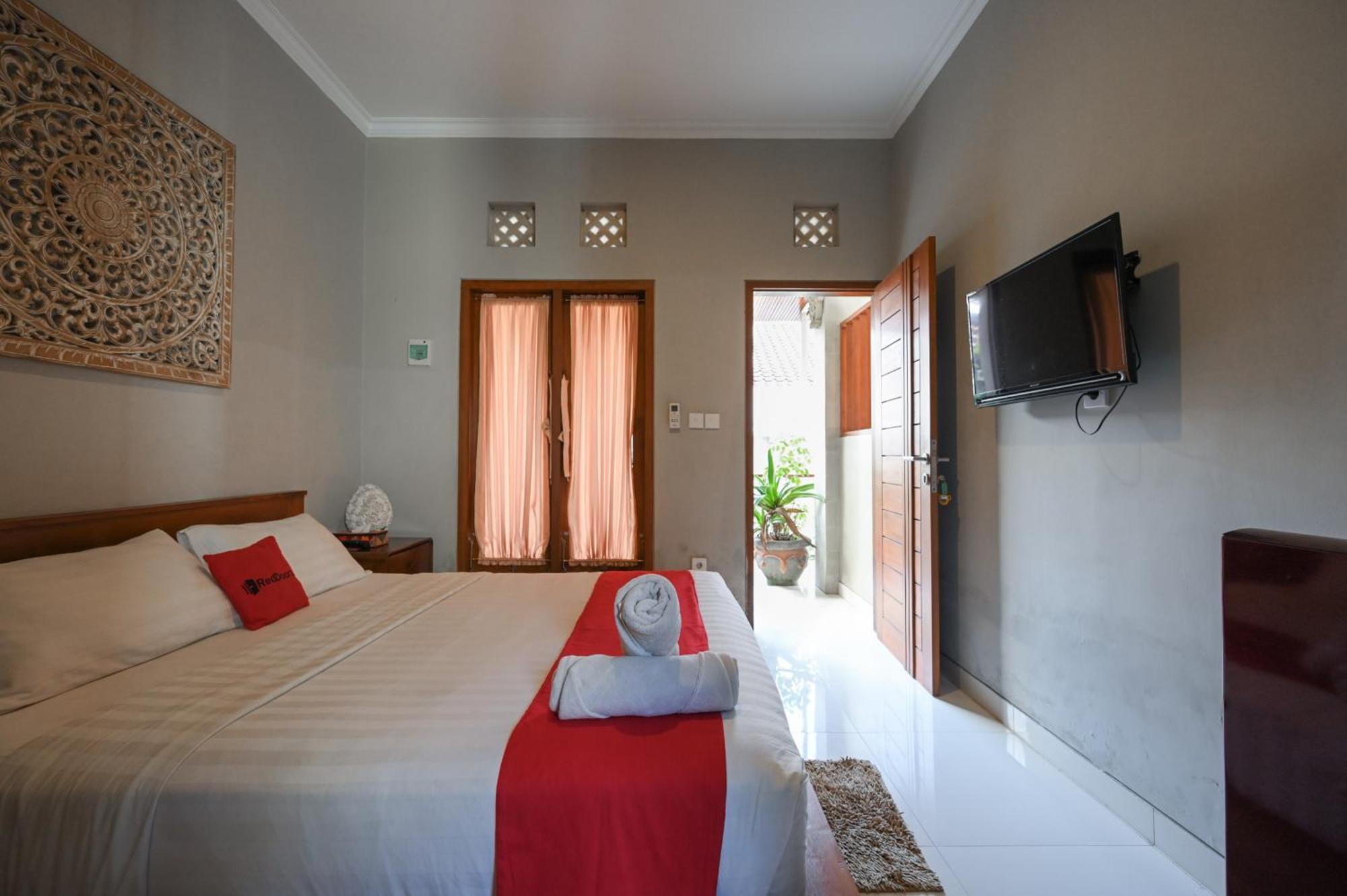 RedDoorz near Mertasari Beach 2 Pesanggaran Exterior foto